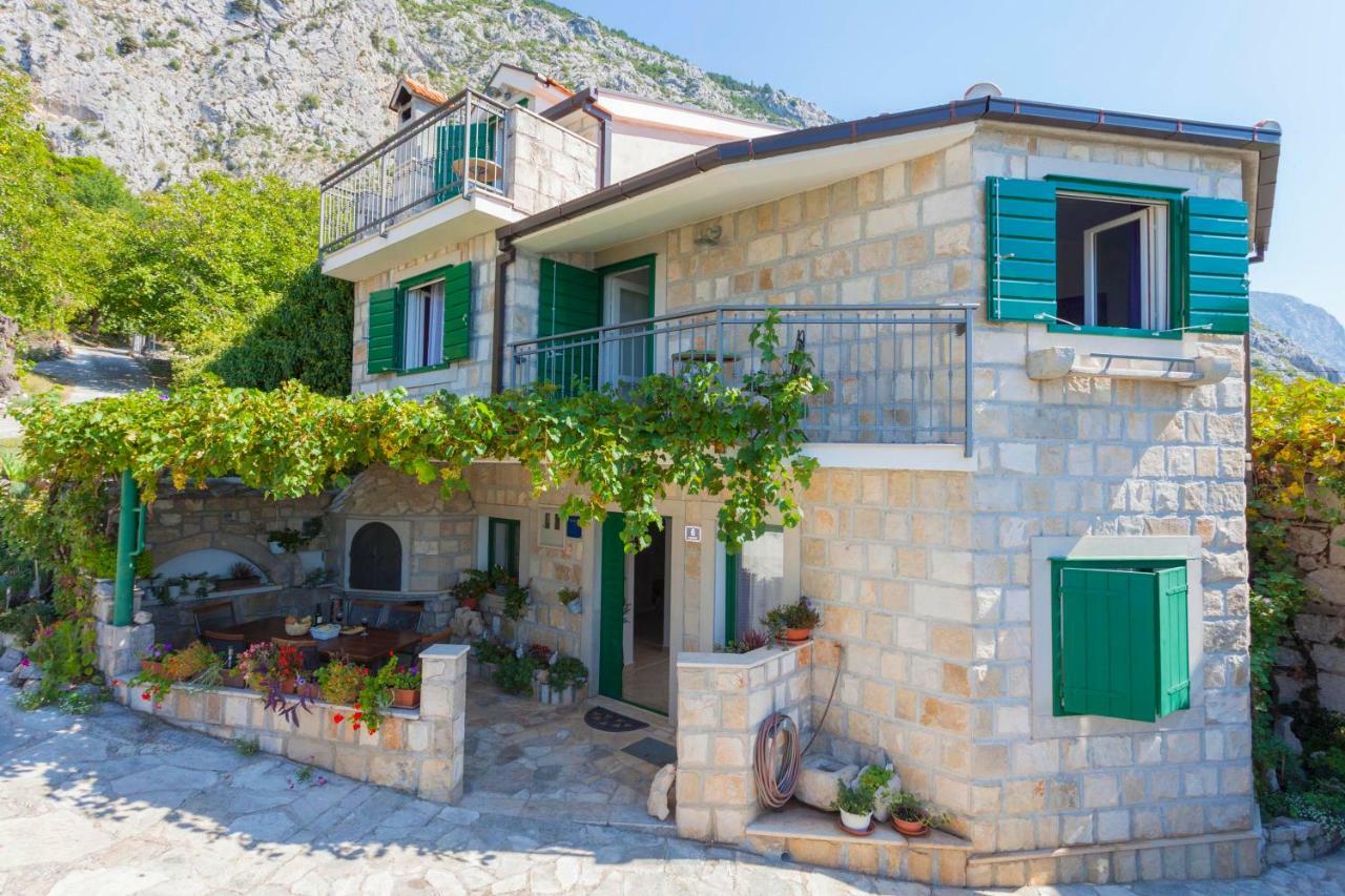 Holiday Home Lavanda Grubisic Tučepi Esterno foto